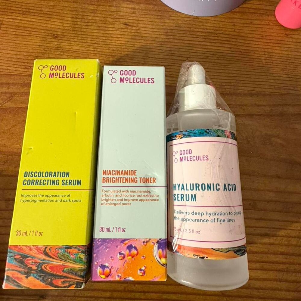 Good Molecules Bundle